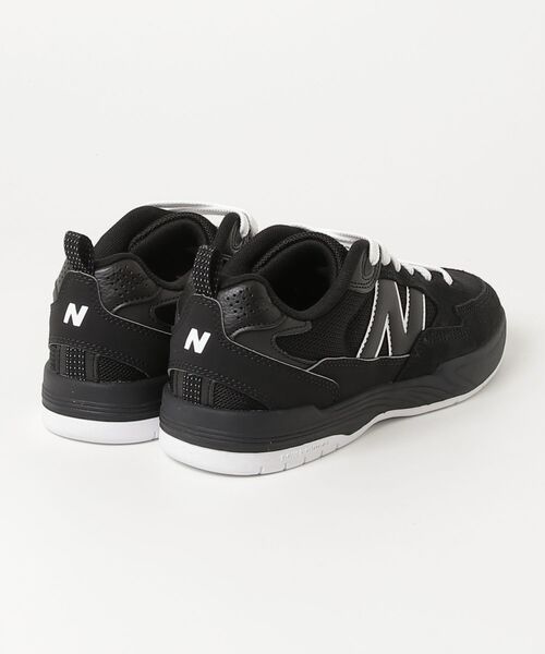 NEW BALANCE(ニューバランス)の「NB Numeric Tiago Lemos 808L(スニーカー・メンズ・ブラック・29.0cm/28.5cm/28.0cm/27.5cm/27.0cm/26.5cm/26.0cm/25.5cm/25.0cm)」の4枚目の写真