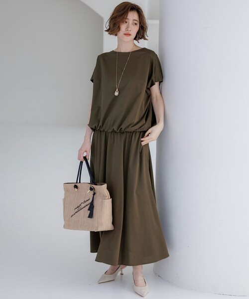 23区 S(ニジュウサンクチイサイサイズ)の「シルキータッチ カットソー スカート(スカート・レディース・ベージュ系/カーキ系/ネイビー系/ブラック系/グレー系・32)」の9枚目の写真