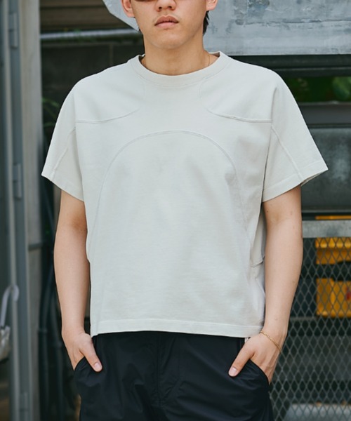 CONZ(コンズ)の「panel short sleeve tee(Tシャツ/カットソー・メンズ・ホワイト/チャコールグレー/ブラック・1/2/3)」の2枚目の写真