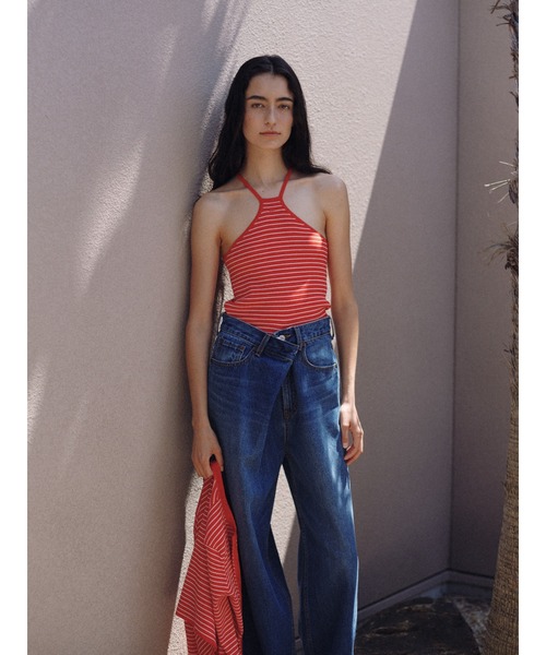 Mila Owen（ミラオーウェン）の「スリットストレートデニム（デニムパンツ・レディース・ライトブルー/ブルー/ブラウン・1/0/00）」の13枚目の写真