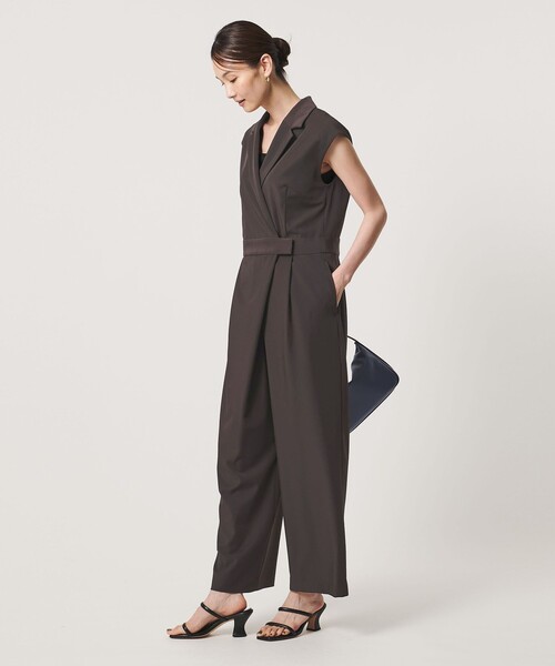 UNITED ARROWS(ユナイテッドアローズ)の「ツイル オールインワン ‐ストレッチ 防シワ 接触冷感‐(つなぎ/オールインワン・レディース・ダークブラウン/ネイビー・38/36)」の8枚目の写真