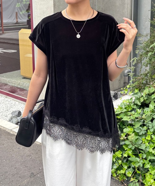 COLLAGE GALLARDAGALANTE（コラージュガリャルダガランテ）の「レースドッキングベロアシアーTシャツ/ZOZO限定（Tシャツ/カットソー・レディース・ブラウン/ブラック・FREE）」の14枚目の写真