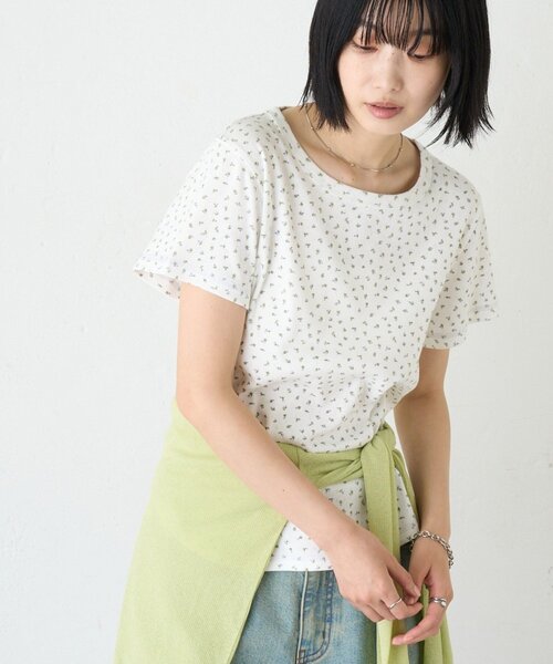 CIAOPANIC TYPY(チャオパニックティピー)の「ZOZO限定花柄アイレットTee(Tシャツ/カットソー・レディース・ホワイト/ブラック/オフホワイト/グレー・ONE SIZE)」の1枚目の写真
