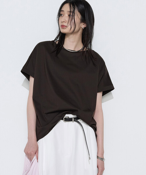 Gabardine K.T(ギャバジンケーティー)の「〔 +サイズ 〕 プレーティング天竺 ゆったりプルオーバー(Tシャツ/カットソー・レディース・ミント/ブルー/ダークブラウン・13号)」の2枚目の写真