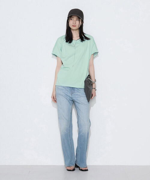 Gabardine K.T(ギャバジンケーティー)の「〔 +サイズ 〕 プレーティング天竺 ゆったりプルオーバー(Tシャツ/カットソー・レディース・ミント・13号)」の2枚目の写真