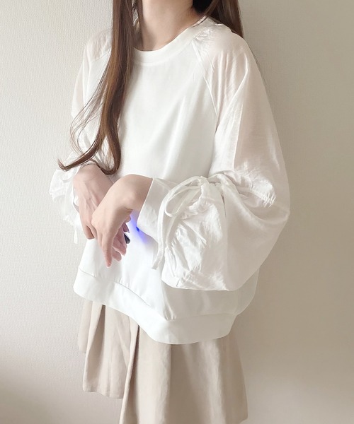 Nana（ナナ）の「シャーリングスリーブオーバーサイズロンT（Tシャツ/カットソー・レディース・ホワイト・FREE）」の7枚目の写真