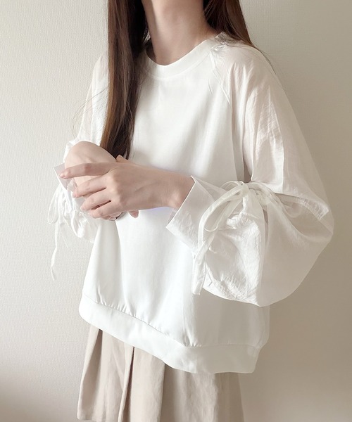 Nana（ナナ）の「シャーリングスリーブオーバーサイズロンT（Tシャツ/カットソー・レディース・ホワイト・FREE）」の10枚目の写真