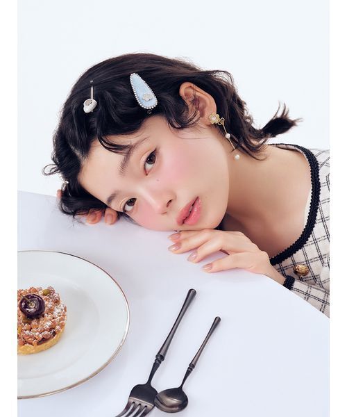 LILY BROWN(リリーブラウン)の「【LILY BROWN×MARY QUANT】ダブルボタンジャケット(ノーカラージャケット・レディース・ブラック/ブラウン/オフホワイト・F)」の6枚目の写真