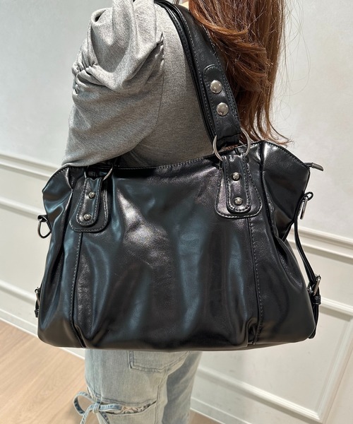 apres jour(アプレジュール)の「【apresjour ×ARIAZ】スクエアショルダーバッグ(ハンドバッグ・レディース・ダークブラウン/ブラック・FREE)」の1枚目の写真