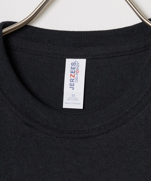 JERZEES(ジャージーズ)の「【JERZEES】 5.4oz DRI-POWER short-sleeve Tee(Tシャツ/カットソー・メンズ・ホワイト/ブラック・S)」の4枚目の写真