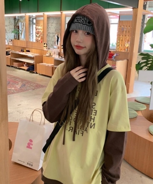 CHEER(チアー)の「英字ロゴ レイヤード風フード付きロンT / ビッグシルエット パーカードッキングTシャツ(Tシャツ/カットソー・レディース・イエロー/ピンク・FREE)」の13枚目の写真