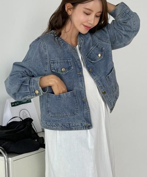 semplice(センプリチェ)の「デニムジャケット【韓国ファッション】(デニムジャケット・レディース・ブラック/ブルー・F)」の6枚目の写真