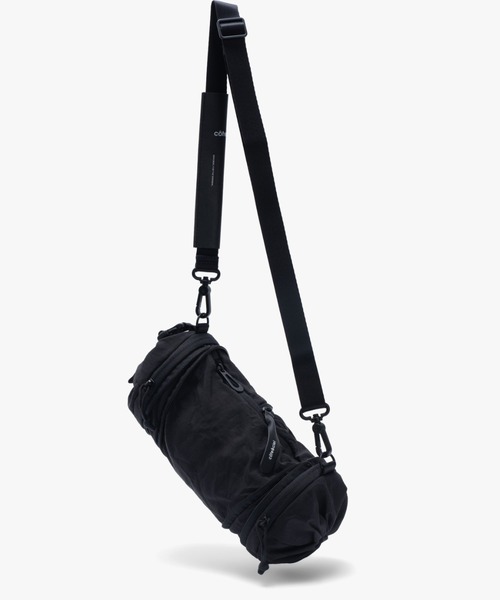 Cote&Ciel(コートエシエル)の「【cote&ciel/コートエシエル】 VIKOS S Smooth Black / ミニショルダーバッグ 拡張(ショルダーバッグ・メンズ・ブラック・FREE)」の13枚目の写真