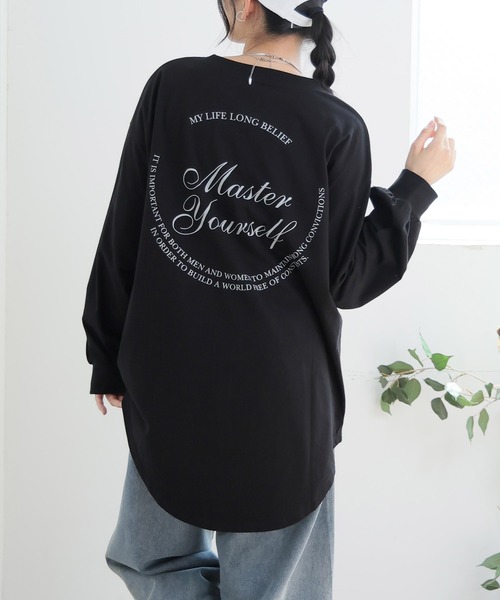 A HAPPY MARILYN(アハッピーマリリン)の「【選べる4デザイン×4サイズ】 綿100% 満点 ロング Tシャツ(Tシャツ/カットソー・レディース・ホワイト系3/ブラック系2/ブラック系4/ホワイト系4/ブラック系1/ブラック系3/グレー系1/ホワイト系1/グレー系2・L~LL/3L~4L/5L~6L/7L~8L)」の5枚目の写真