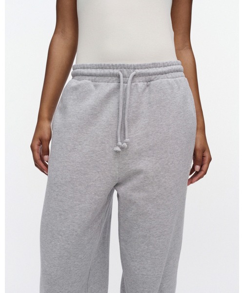 marimekko(マリメッコ)の「【kioski】Oitti Logo / Sweatpants(スウェットパンツ・レディース・ライトグレー・X-SMALL/LARGE/SMALL/MEDIUM)」の4枚目の写真