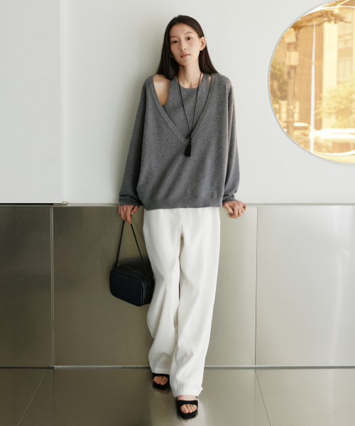 URAGO(ユラーゴ)の「Double string line pants(その他パンツ・レディース・ブラック/アイボリー・SMALL/MEDIUM)」の4枚目の写真