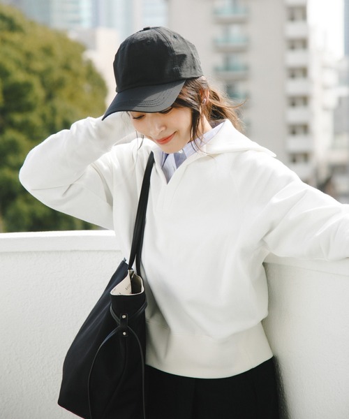RODE SKO(ロデスコ)の「『別注』AJUGA.×RODE SKO CAP付き撥水トートバッグ(トートバッグ・レディース・ベージュ/ブラック・-)」の4枚目の写真