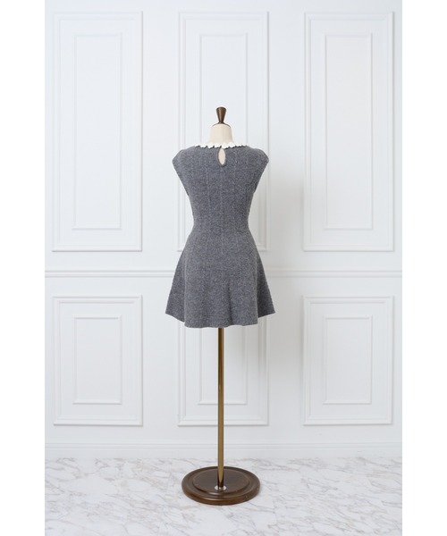 MISTREASS（ミストレアス）の「Flower Trim Knit Mini Dress（ワンピース・レディース・グレー/ブラック・FREE）」の11枚目の写真