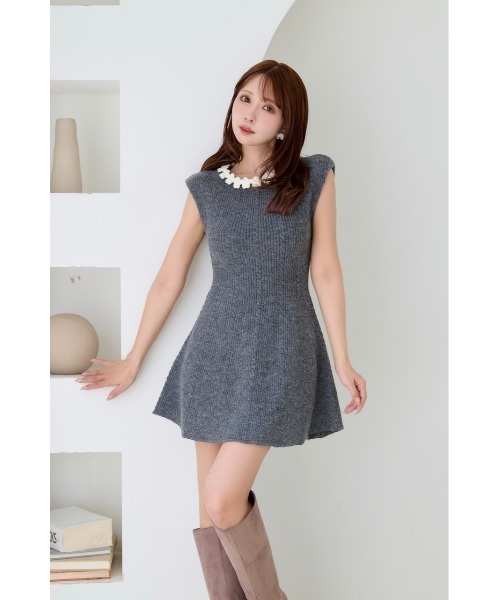 MISTREASS（ミストレアス）の「Flower Trim Knit Mini Dress（ワンピース・レディース・グレー/ブラック・FREE）」の6枚目の写真