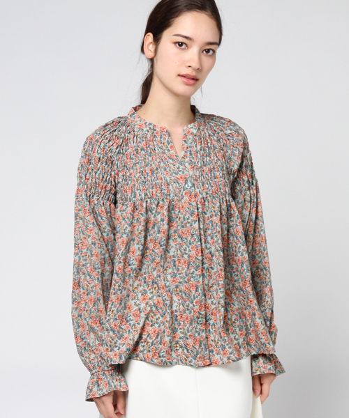 VIS（ビス）の「花柄プリントシャーリングブラウス（シャツ/ブラウス・レディース・ブラック/ワイン/ブルー・FREE）」の9枚目の写真