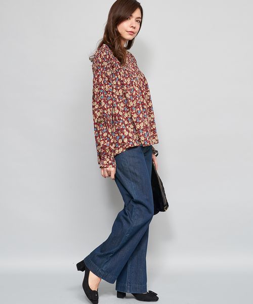 VIS（ビス）の「花柄プリントシャーリングブラウス（シャツ/ブラウス・レディース・ブラック/ワイン/ブルー・FREE）」の12枚目の写真