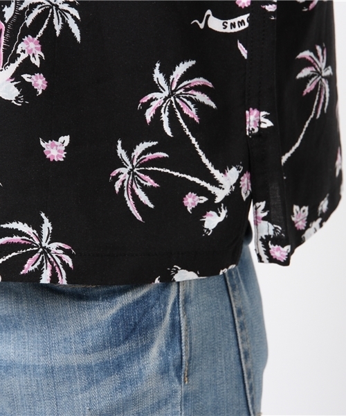 RODEO CROWNS WIDE BOWL（ロデオクラウンズワイドボウル）の「MALIA ALOHA シャツ（シャツ/ブラウス・レディース・ブラック系その他/ピンク系その他・FREE）」の4枚目の写真