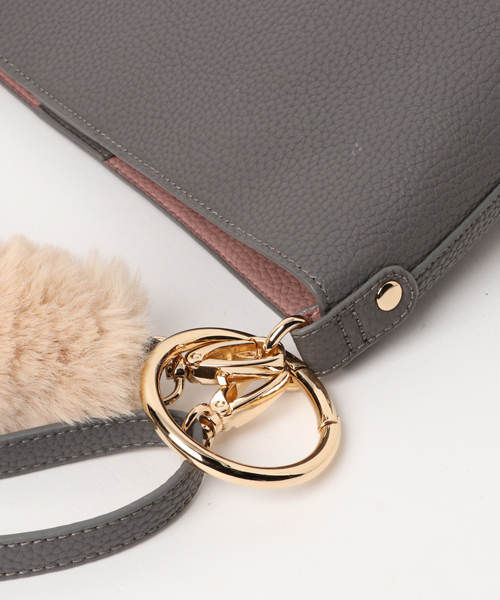 Andemiu（アンデミュウ）の「ファーストラップ３ＷＡＹＢＡＧ770121（ショルダーバッグ・レディース・グレー/レッド/ブラック・FREE）」の12枚目の写真