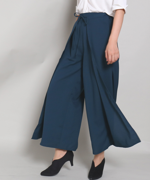 MARLENE JOBERT（マルレーヌ　ジョベル）の「スリットブーティー（ブーツ・レディース・ブラック/グレー/レッド・22.5/23/23.5/24/24.5）」の22枚目の写真