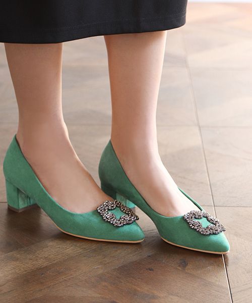 SESTO（セスト）の「【JAPANクオリティ】4.5cmヒールビジューモチーフポインテッドトゥパンプス（パンプス・レディース・ゴールド/ネイビー/ベージュ/ピンク/ブラック/ホワイト/ドット/グレー/グリーン/ラベンダー/ブルー系その他/ダークグレー/テラコッタ/モカ/パープル/チェック・23.5cm/22.5cm/22.0cm/25.5cm/24.5cm/24.0cm/23.0cm）」の20枚目の写真