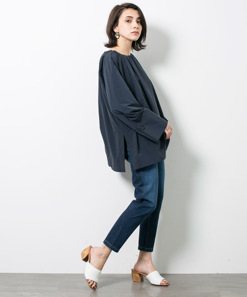 STUDIOUS（ステュディオス）の「クロップドスキニーデニム（デニムパンツ・レディース・ブルー/サックスブルー・0/1）」の10枚目の写真