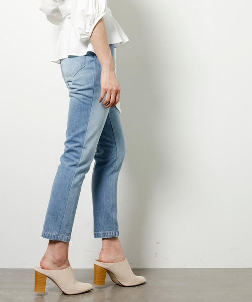 STUDIOUS（ステュディオス）の「クロップドスキニーデニム（デニムパンツ・レディース・ブルー/サックスブルー・0/1）」の12枚目の写真