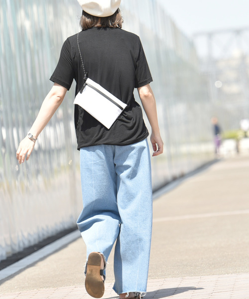 coca（coca）（コカ）の「サコッシュバッグ（ボディバッグ/ウエストポーチ・レディース・ホワイト/ブラック・ONE SIZE）」の11枚目の写真