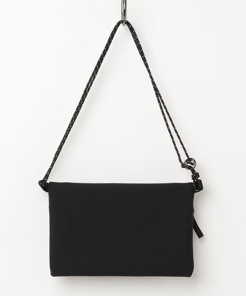 coca（coca）（コカ）の「サコッシュバッグ（ボディバッグ/ウエストポーチ・レディース・ホワイト/ブラック・ONE SIZE）」の5枚目の写真