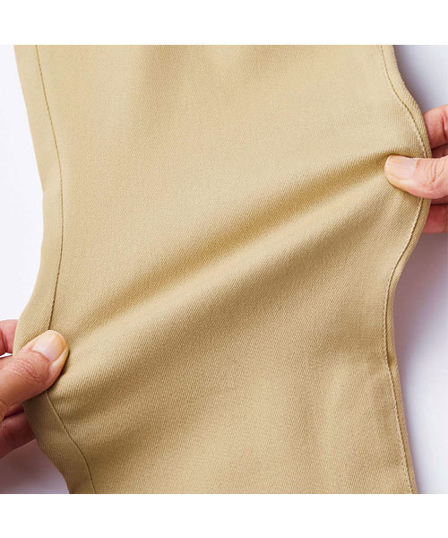 GeeRA(ジーラ)の「楽チン!美ラインストレッチスキニーパンツ(その他パンツ・レディース・ブラック/オフホワイト/ベージュ/レッド/ネイビー/チェック・58/61/70/73/64/67)」の10枚目の写真