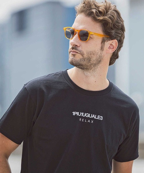 【1PIU1UGUALE3 RELAX】フロント ロゴ プリント Tシャツ 1PIU1UGUALE3 RELAX(ウノピゥウノウグァーレトレ)フロントロゴ