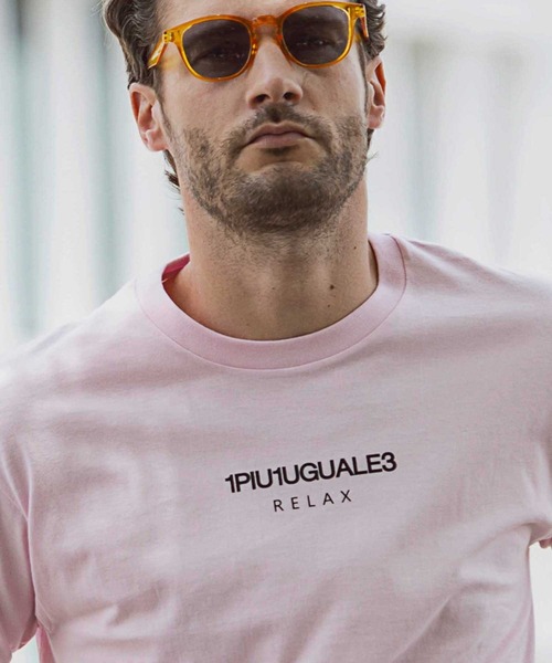 【1PIU1UGUALE3 RELAX】フロント ロゴ プリント Tシャツ 1PIU1UGUALE3 RELAX tシャツ RELAX(ウノピゥウノウグァーレトレ