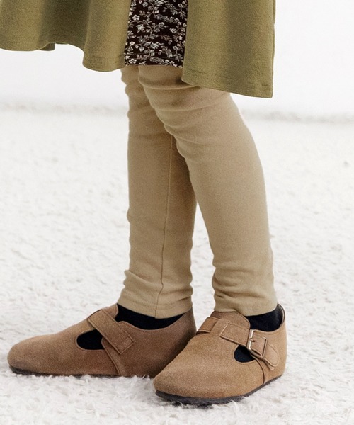 Bee des Bee（ビーデスビー）の「10分丈無地レギンス（レギンス/スパッツ・キッズ・ラベンダー/ブラック/チャコール/ライトピンク/ネイビー/グレー/ワイン/アイボリー/ライトグレー/グレイッシュベージュ/チェリーピンク/ライトブルー/ブルー/ピンク/モスグリーン/イエロー系その他/グリーン系その他/ミント/ピンク系その他/ライトグリーン/クリーム/ブルー系その他/カーキブラウン/グレー系その他/スミクロ/ブルーグレー/パープル系その他/ホワイト系その他/ライトグリーン系/ブラウン/ライラック系/ブルー系/ライトベージュ/カーキオリーブ/スモークピンク/ピンク系/杢グレー/ベージュ系/ブルー × パープル・90cm/120cm/100cm/110cm/140cm/130cm/150cm）」の16枚目の写真