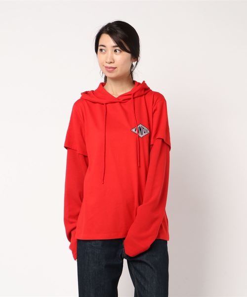 PUNYUS(プニュズ)の「フェイクレイヤードTパーカー(Tシャツ/カットソー・レディース・レッド/ブラック・3/4/1/2)」の2枚目の写真