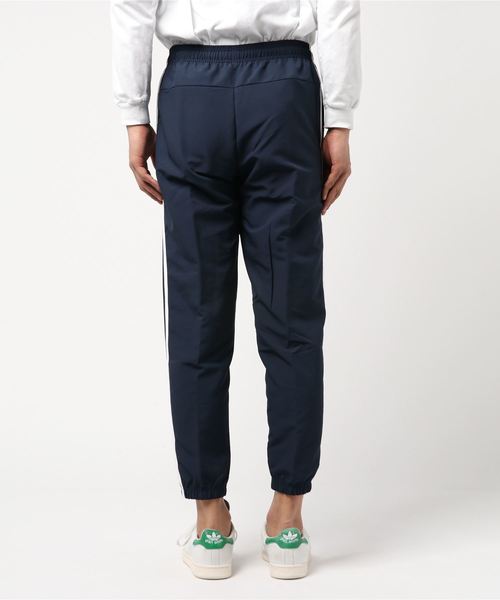 adidas（アディダス）の「アディダス M CORE 3ストライプス ウインド