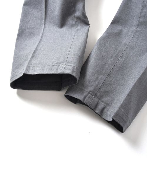 SHIPS JET BLUE（シップスジェットブルー）の「SHIPS JET BLUE: ツイルスリム ノープリーツパンツ ソリッド（チノパンツ・メンズ・チャコールグレー/ベージュ/ネイビー/オフホワイト・SMALL/MEDIUM/LARGE/X-SMALL）」の7枚目の写真