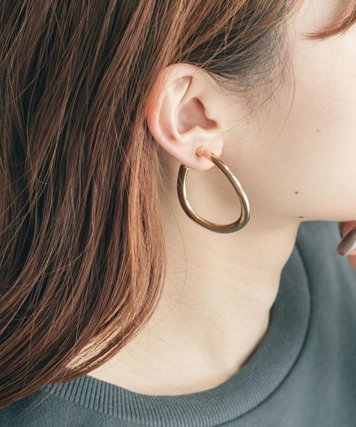 SMELLY（スメリー）の「メタルマガリフープイヤリング（イヤリング・レディース・ゴールド/シルバー・-）」の14枚目の写真