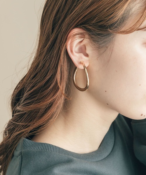 SMELLY（スメリー）の「メタルマガリフープイヤリング（イヤリング・レディース・ゴールド/シルバー・-）」の13枚目の写真