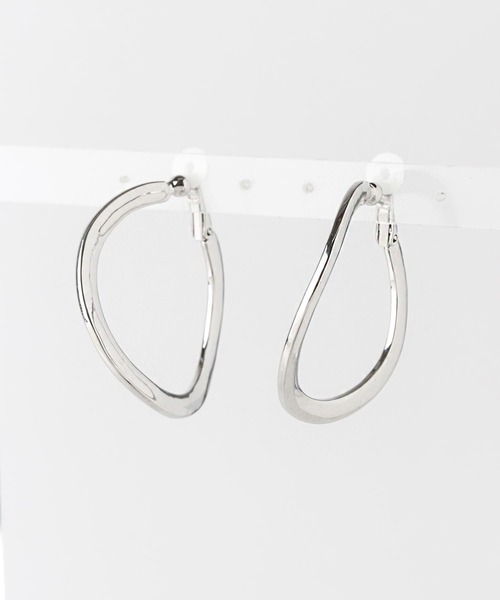 SMELLY（スメリー）の「メタルマガリフープイヤリング（イヤリング・レディース・ゴールド/シルバー・-）」の6枚目の写真