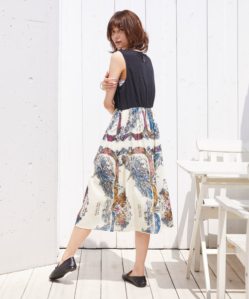 Chaco closet(チャコ クローゼット)の「スカーフ柄 インド綿 コットンボイルワンピース(ワンピース・レディース・ホワイト/ブラック・M)」の12枚目の写真