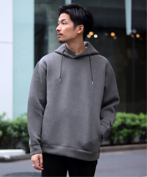 417 EDIFICE（フォーワンセブンエディフィス）の「ダンボールプルオーバーパーカー（パーカー・メンズ・ブラック/チャコールグレー/ベージュ/レッド・SMALL/MEDIUM/LARGE）」の3枚目の写真