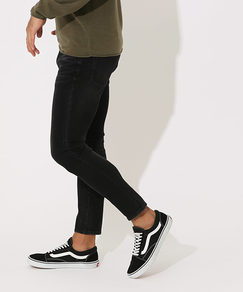 AZUL by moussy(アズールバイマウジー)の「A PERFECT DENIM/アズールパーフェクトデニム(デニムパンツ・メンズ・ブラック/ブルー/ワンウォッシュ・SMALL/LARGE/X-SMALL/MEDIUM/X-LARGE)」の4枚目の写真