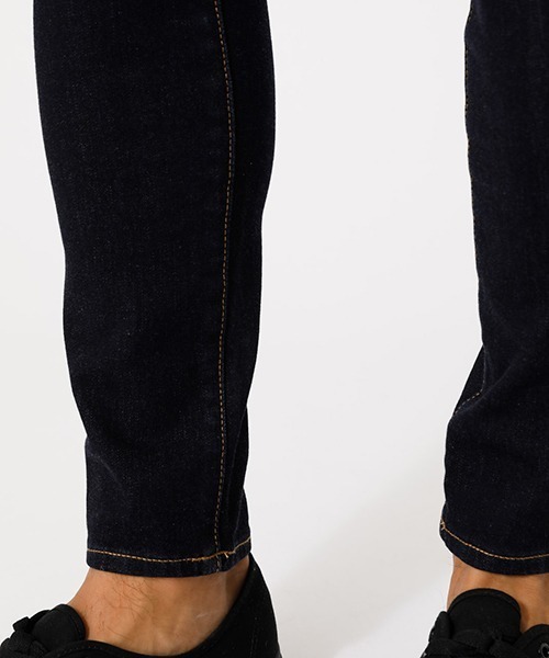 AZUL by moussy(アズールバイマウジー)の「A PERFECT DENIM/アズールパーフェクトデニム(デニムパンツ・メンズ・ブラック/ブルー/ワンウォッシュ・SMALL/LARGE/X-SMALL/MEDIUM/X-LARGE)」の22枚目の写真