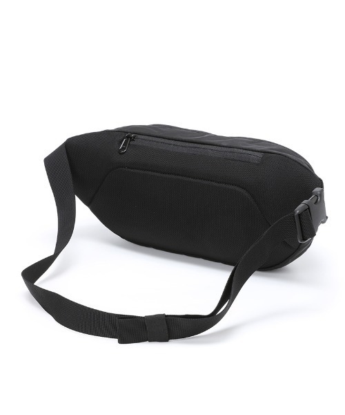 THE NORTH FACE（ザノースフェイス）の「THE NORTH FACE Orion オリオン NM71902（ボディバッグ/ウエストポーチ・メンズ・ブラック/ベージュ・FREE）」の8枚目の写真