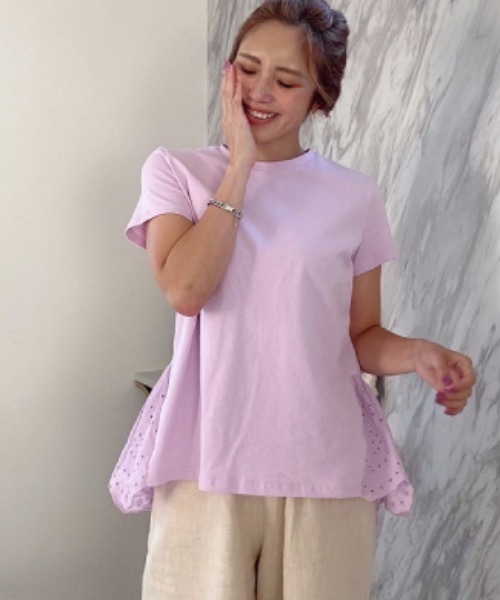 M y u(ミュー)の「スカラップレースフリル切替Tシャツ(Tシャツ/カットソー・レディース・ホワイト/ブラック/ライトカーキ/ライトパープル・FREE)」の11枚目の写真