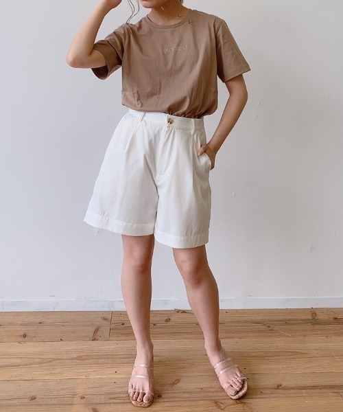 VANNIE U（ヴァニーユー）の「クラッシックロゴT（Tシャツ/カットソー・レディース・ホワイト/ブラック/ブラウン/モカ・FREE）」の5枚目の写真